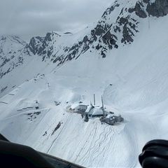 Verortung via Georeferenzierung der Kamera: Aufgenommen in der Nähe von Innsbruck, Österreich in 2000 Meter